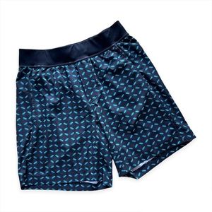 Lululemon Black Blue Linerless 8” Shorts Men’s Size Medium